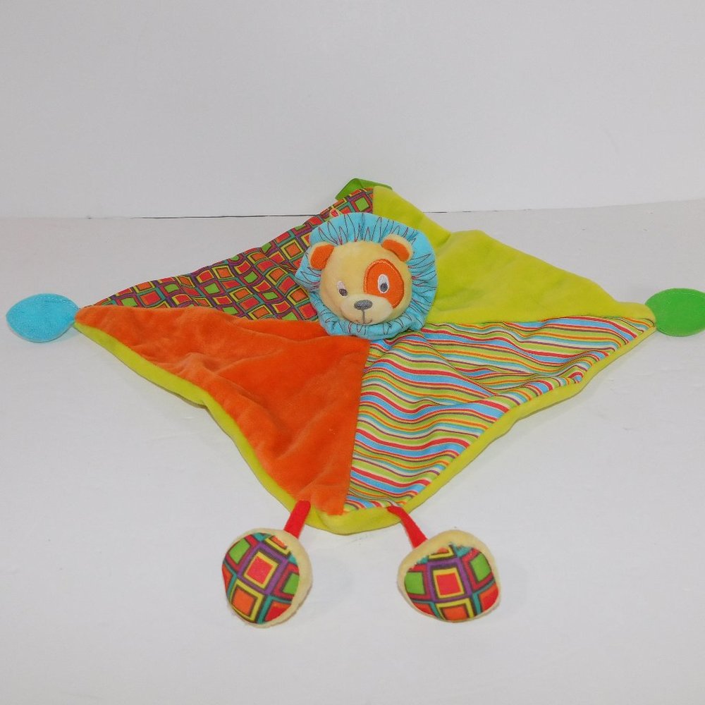 WinFun Little Pals Cesar the Lion Snuggle with Me Security  blanket Baby Lovey